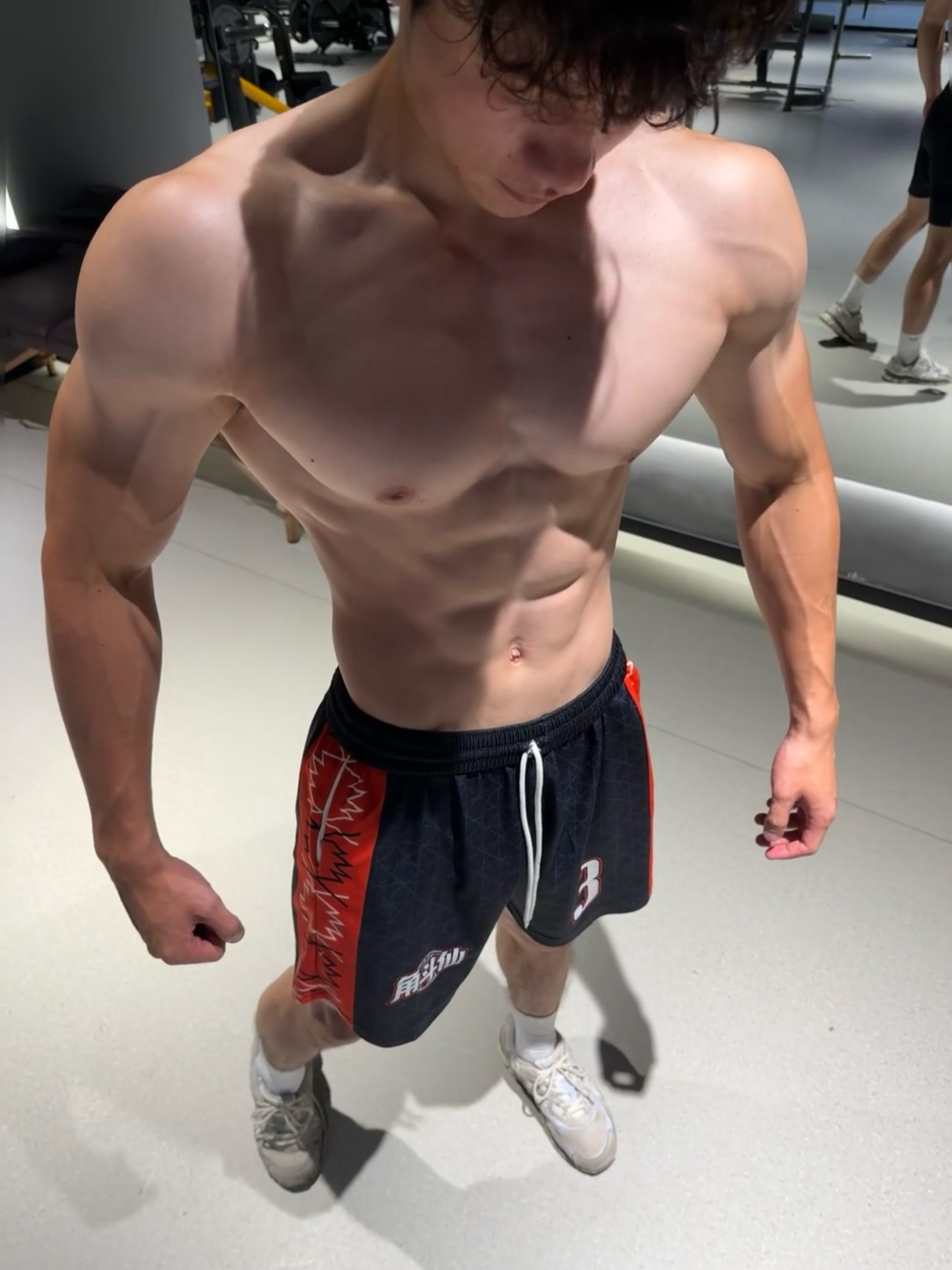 Liu​​​