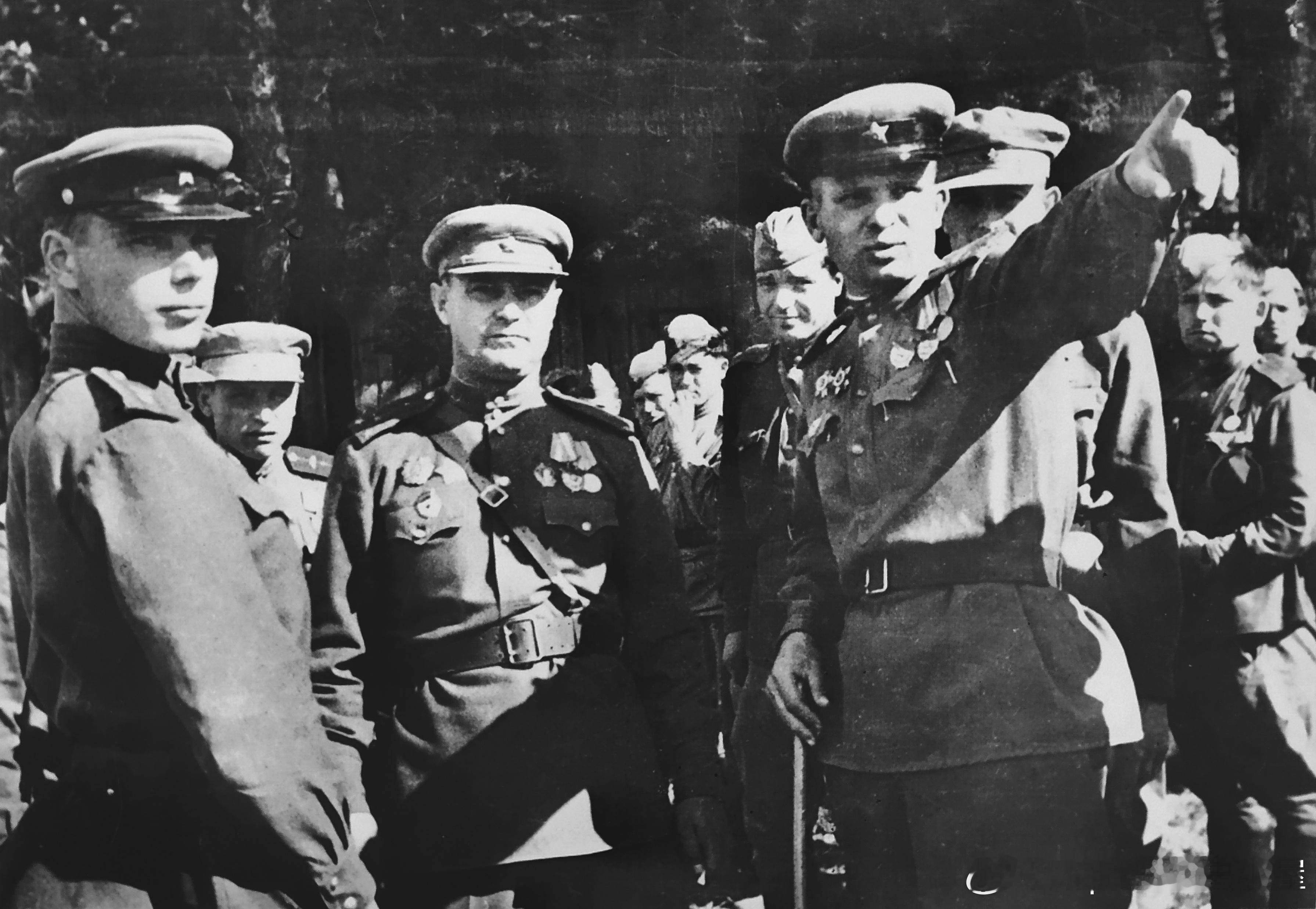 1944年苏军近卫坦克第2军副军长СтепанКузьмичНестеро