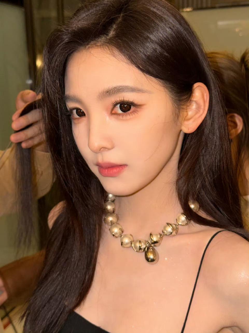 新鲜的若楠😘章若楠