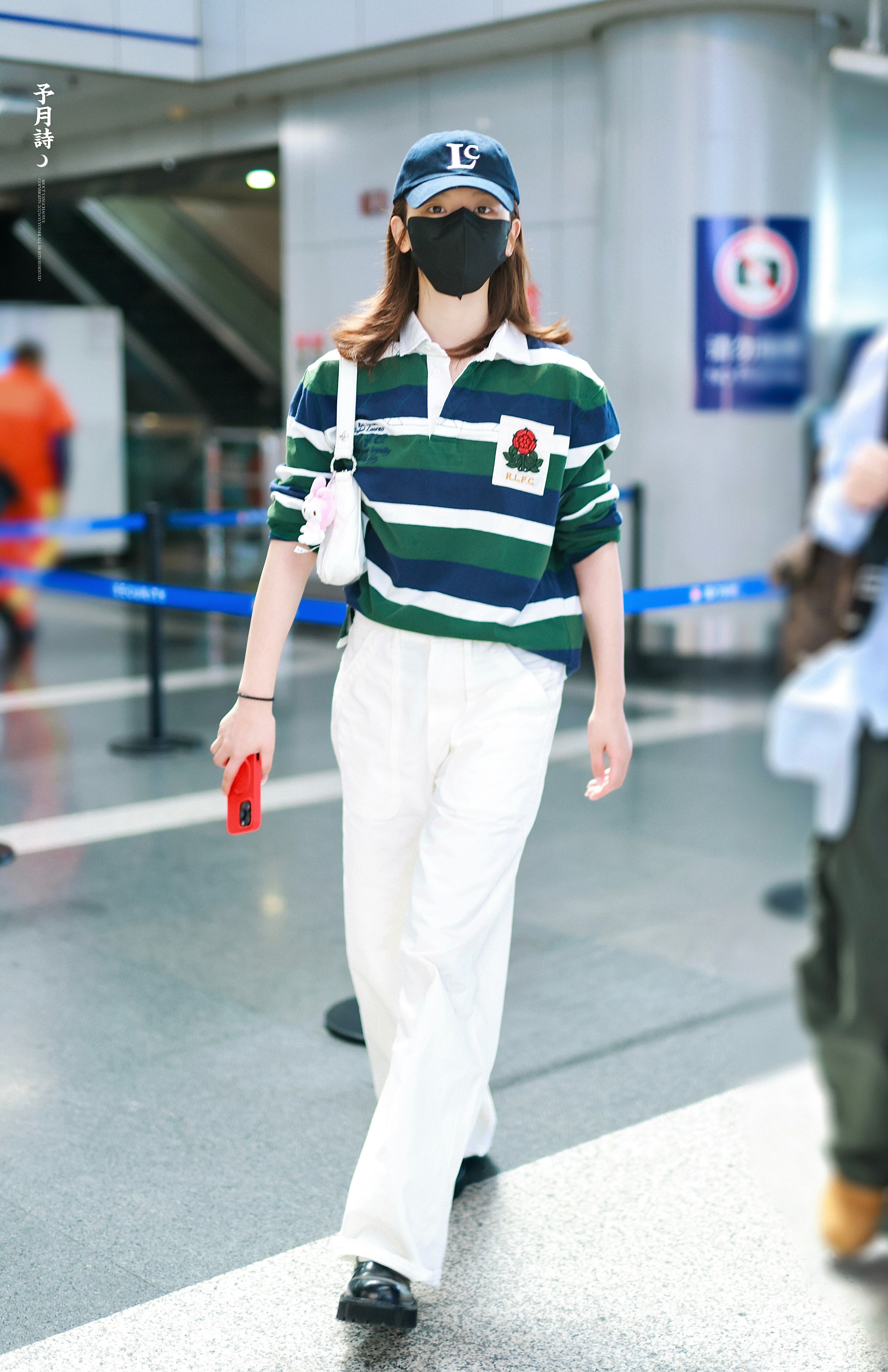 老公姐休闲风很适合旅行杨超越OOTD​​​
