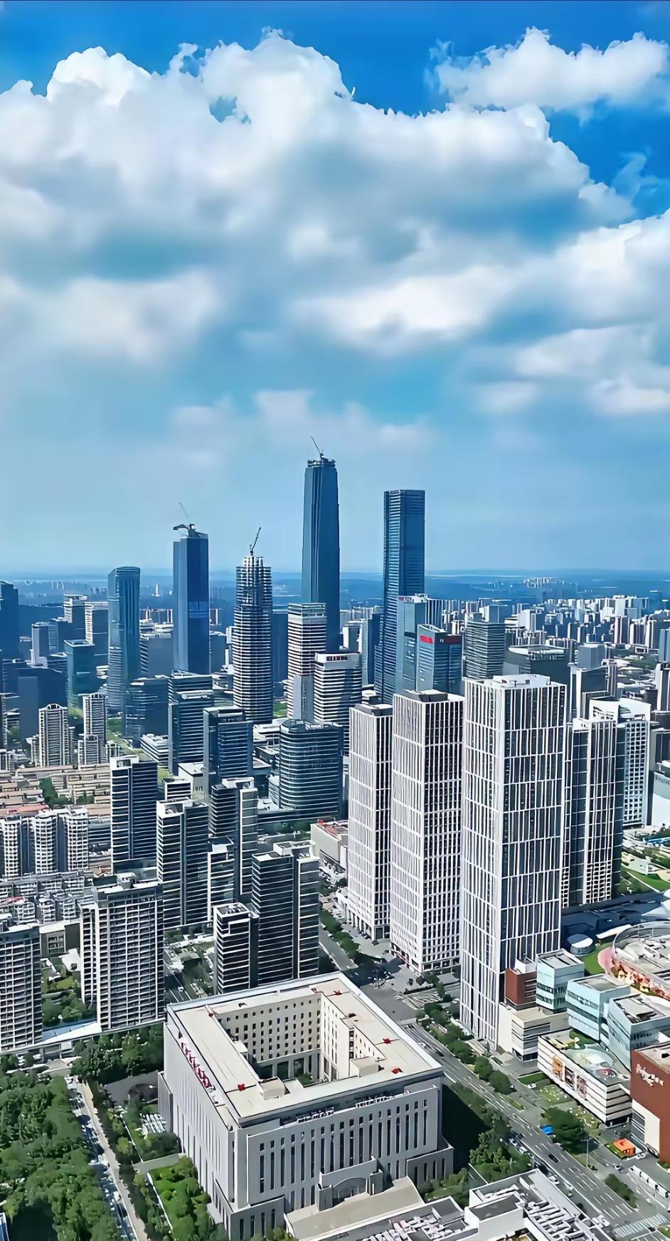 济南cbd绝对是我国城市建设的天花板即便对比一线城市也是丝毫不落下风城市硬件