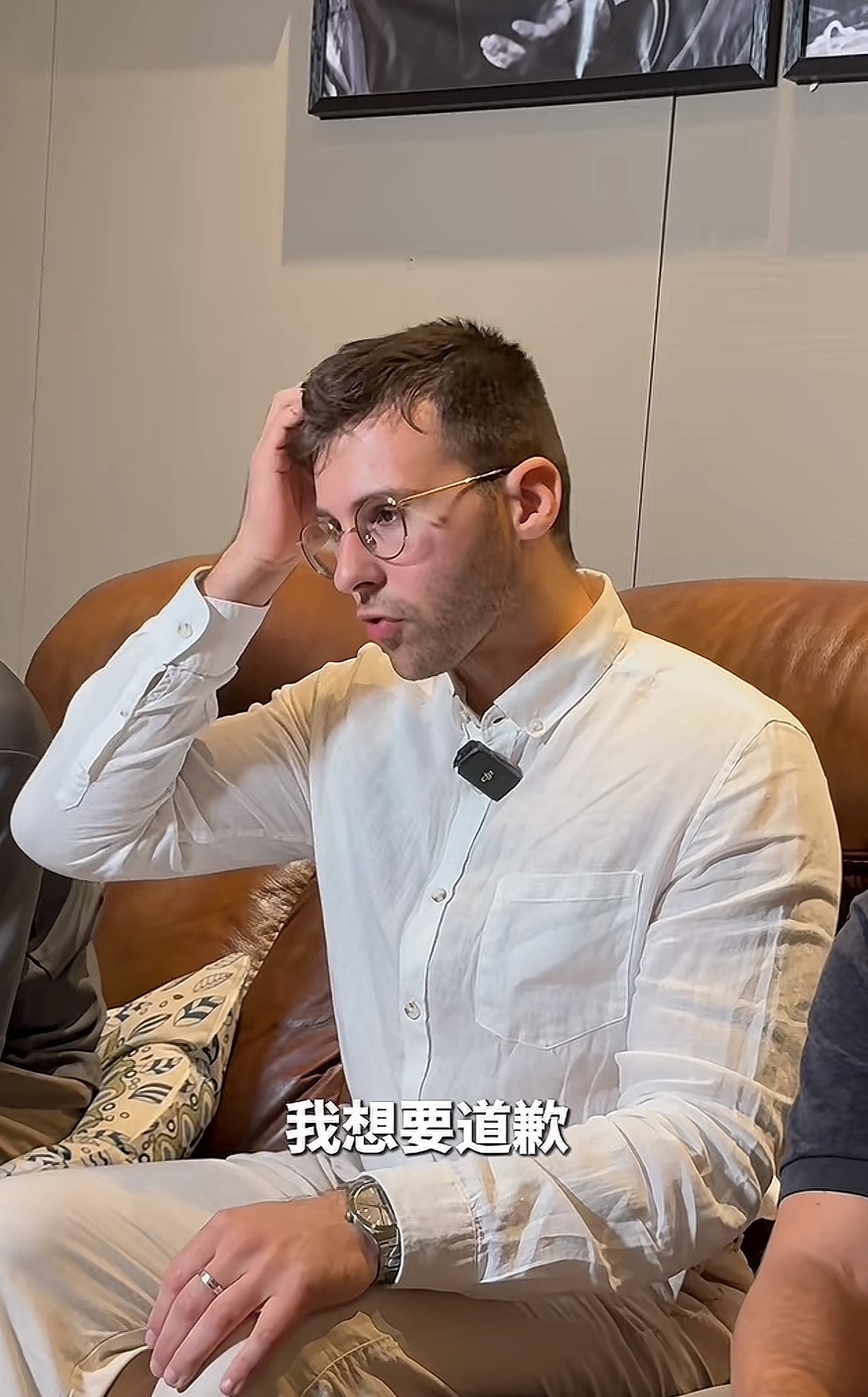 不查不知道原来马库斯他们不仅仅是把罪证的照片捐赠了，他们还协助追回了
