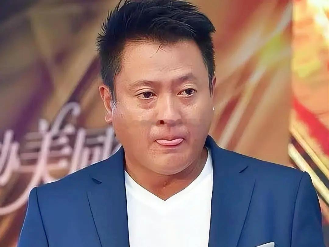 五官没变，能看出来是一个人～