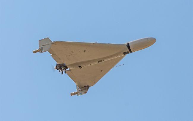 彭博社报道称，过去几年，伊朗向俄罗斯出售了价值数十亿美元的导弹和无人机，以协助克