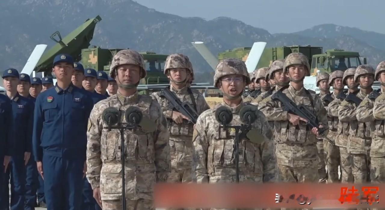 春节期间，中国人民解放军枕戈待旦，密切跟踪当前敌情活动，严阵以待、不辱使命！