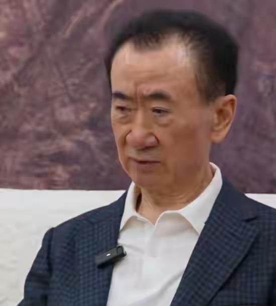 王健林真是想不开，限高怕什么，让王思聪出来直播，他在后面谋划，分分钟又是一个上市