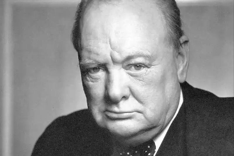 心理学家：“生理上能够把男人喂饱的女人，是好女人。桌上能够把男人喂好的女人，是好