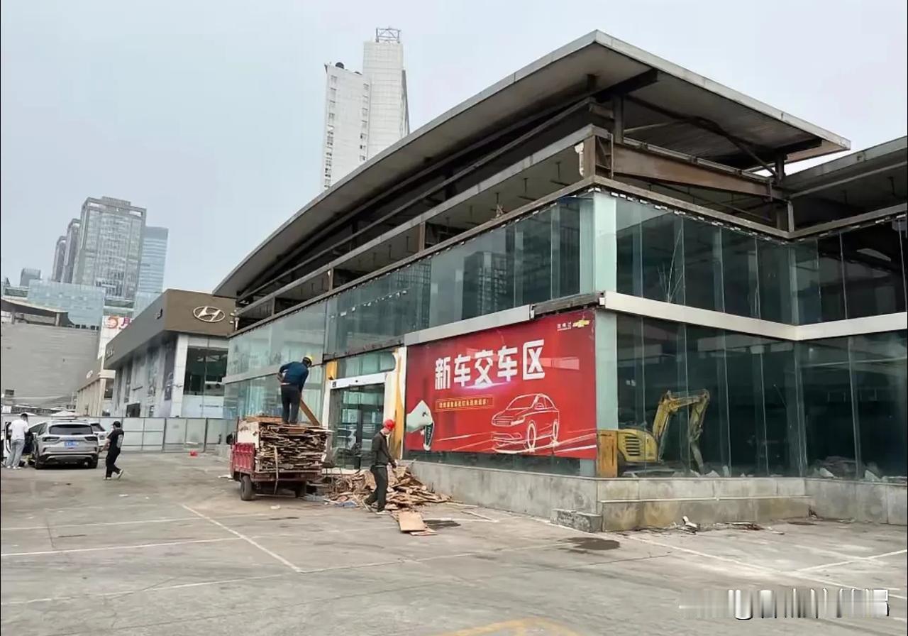 创业返贫的人,越来越多了!我老婆是做贷款业务的,她认识很多开公司破产的老板,有