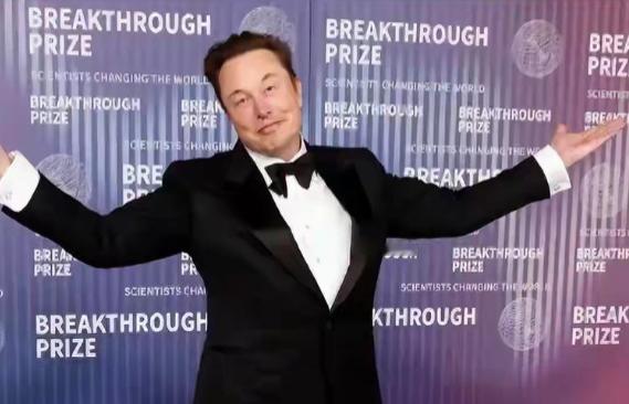 以前你对我拒之千里，现在让你高攀不起，马斯克最近聊到人工智能和基建时，亲口说中国