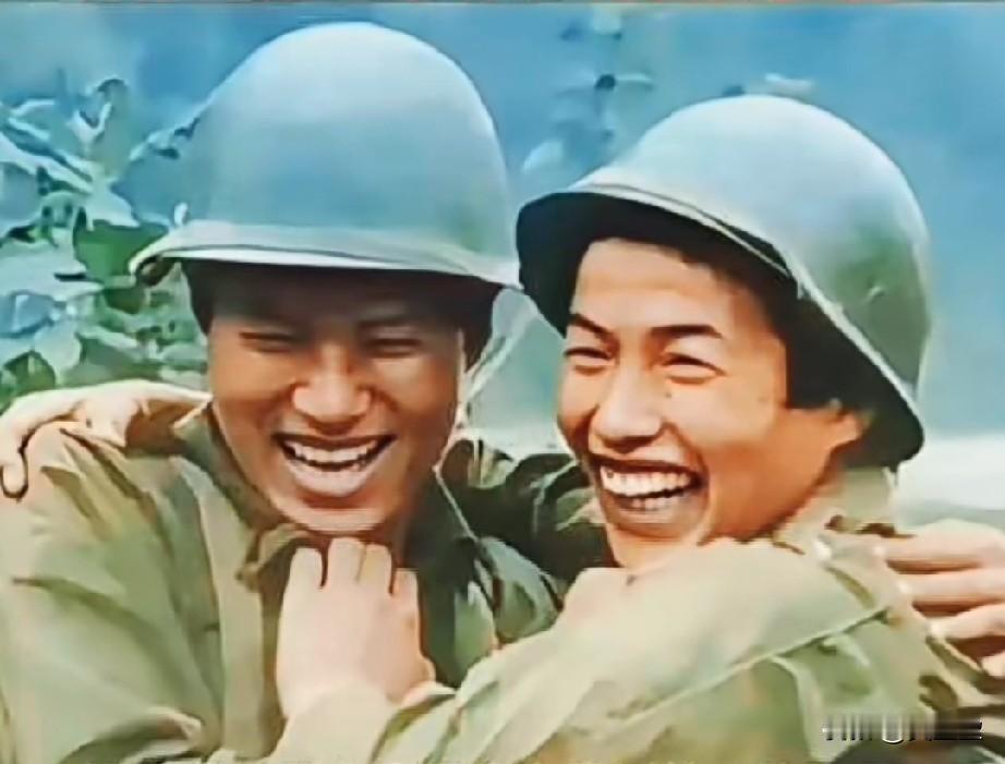 张大春与张小春是一对来自山东临沂的双胞胎兄弟。1983年，18岁的他们双双参