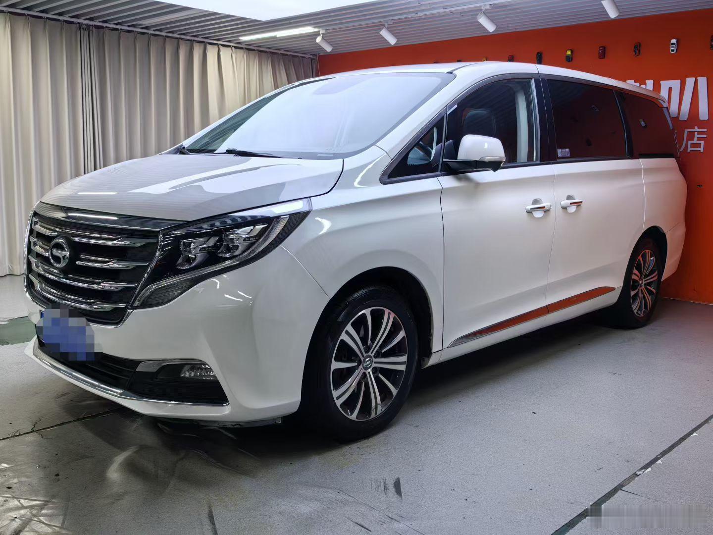 7万多块钱MPV车辆详情：广汽传祺M82019款320T至尊版上牌时间：2019.3出厂日期：201