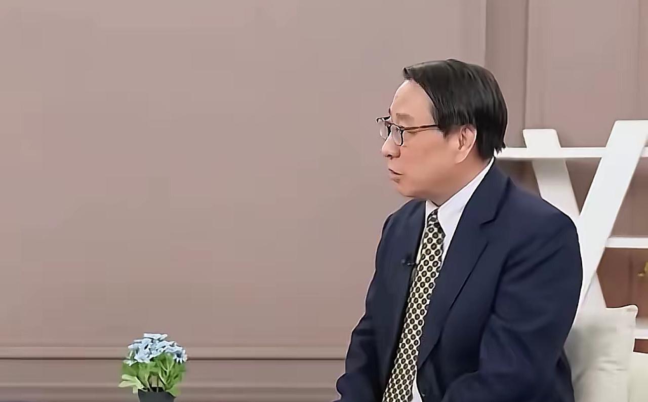 高志凯教授又出奇招！针对高市此前的逆天言论，高教授给出了几个建议。他认为解决问