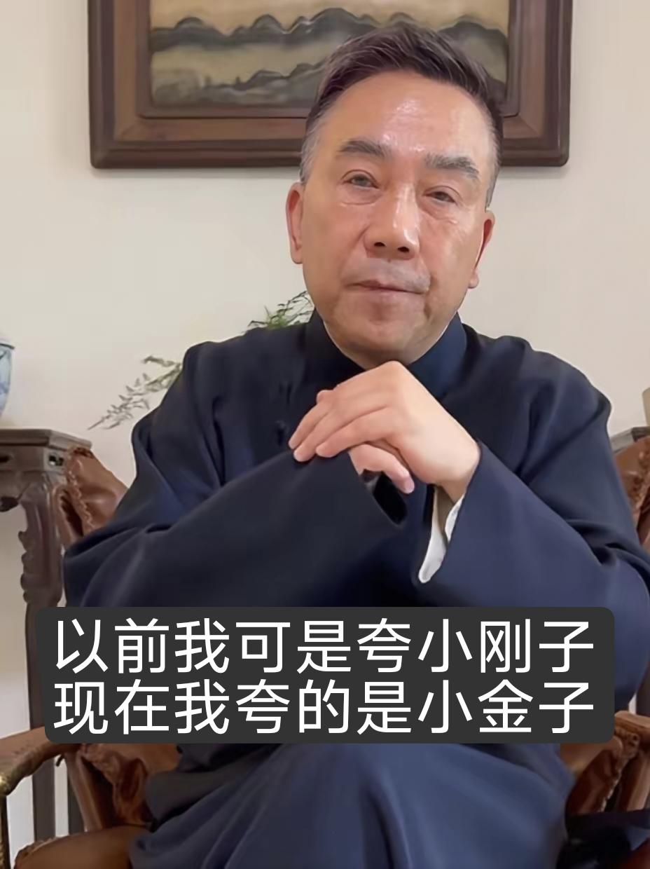 杨议热脸贴不上冷屁股曹云金发起听云杯相声大赛，如今网上炒作得十分热闹