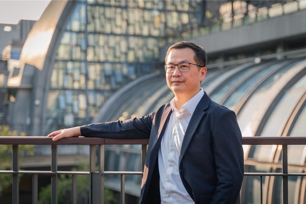 罗智强轰赖清德双标：想办高金素梅就办想保吴乃仁“司法也无可奈何”无党籍立委高