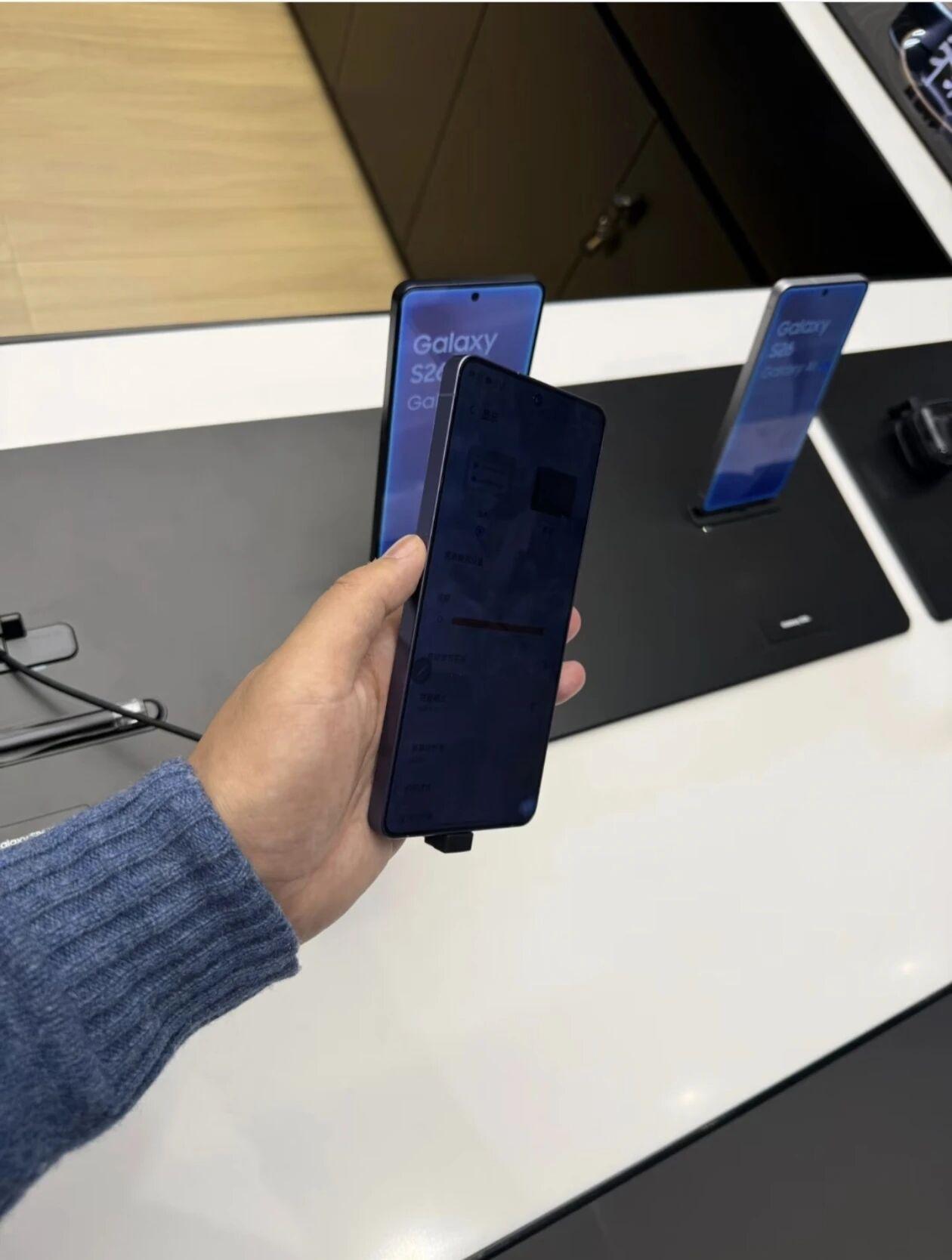 三星S26Ultra防窥屏，实测有点失望大家期待已久的三星GalaxyS