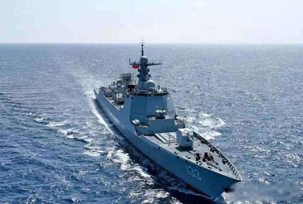 专机孤飞万里无人接，日舰慢行台海试底线，斯威士兰账本揭穿外交幻觉4月22日，