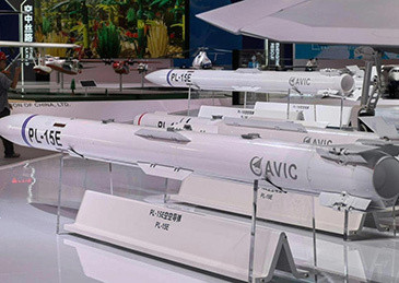 印度仿制中国PL-15导弹？被击落的阵风战机揭开南亚军备暗战！