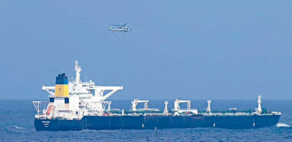 美国扣船，中方硬刚，结局意外2025年12月20日，美国海岸警卫队在加勒比海扣