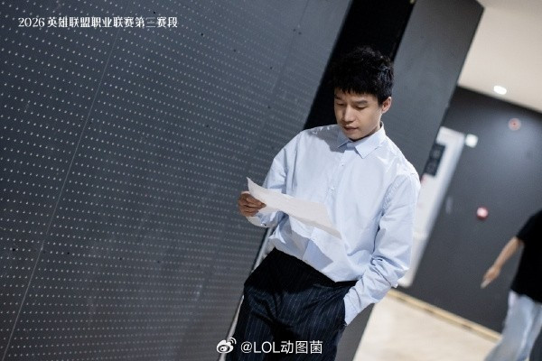 英雄联盟网友统计LOL伤害计量单位：一鲟443射可可556一厂4396一