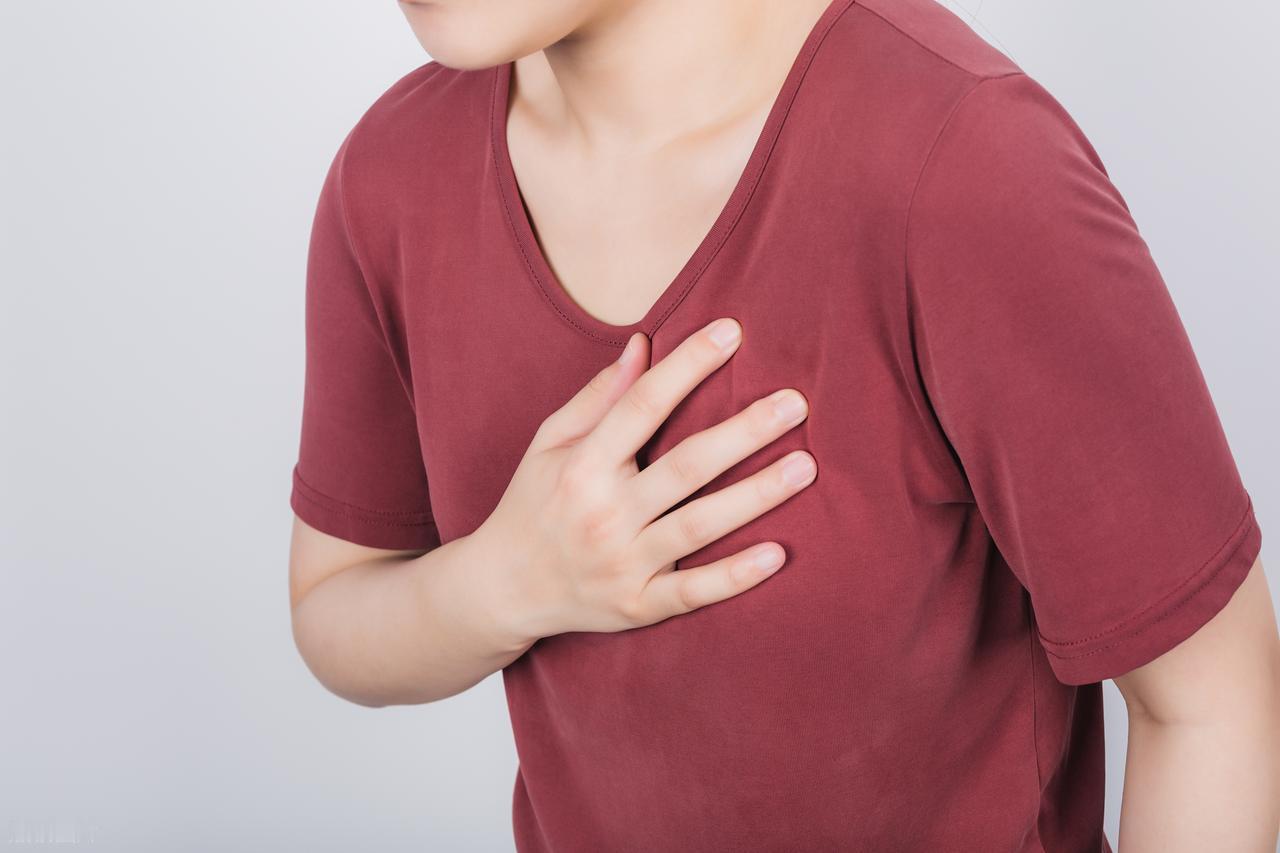 哈工大解剖300名乳腺癌死者，惊讶发现患乳腺癌的人，有6大特点乳腺癌这三个字