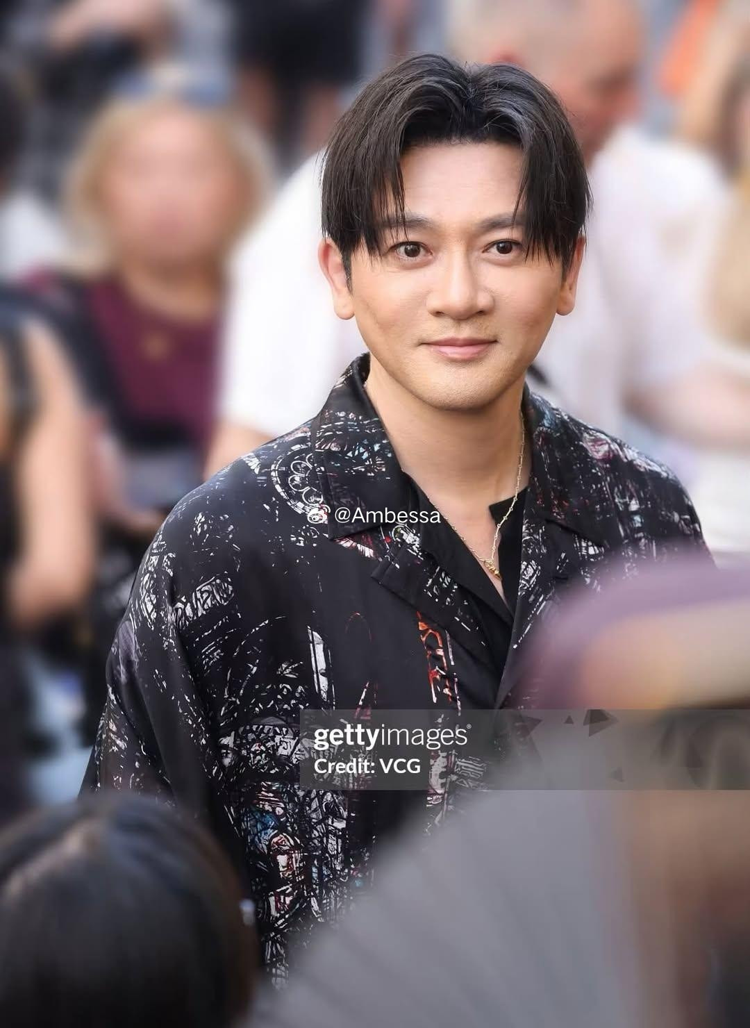 他这变化也太大了吧，不说我还以为是发福的谢霆锋