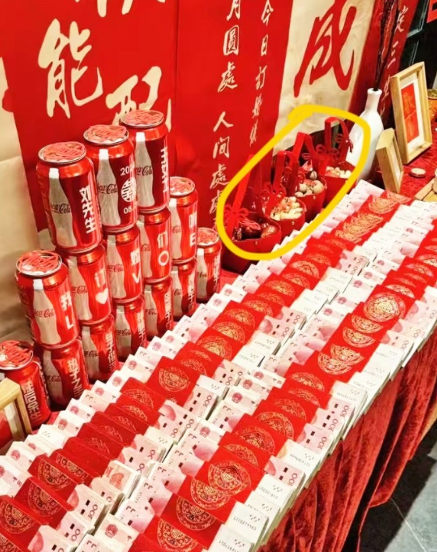 都醒醒吧！男人不是不想结，是结不起[捂脸哭]2024年全国登记结婚数创下了45