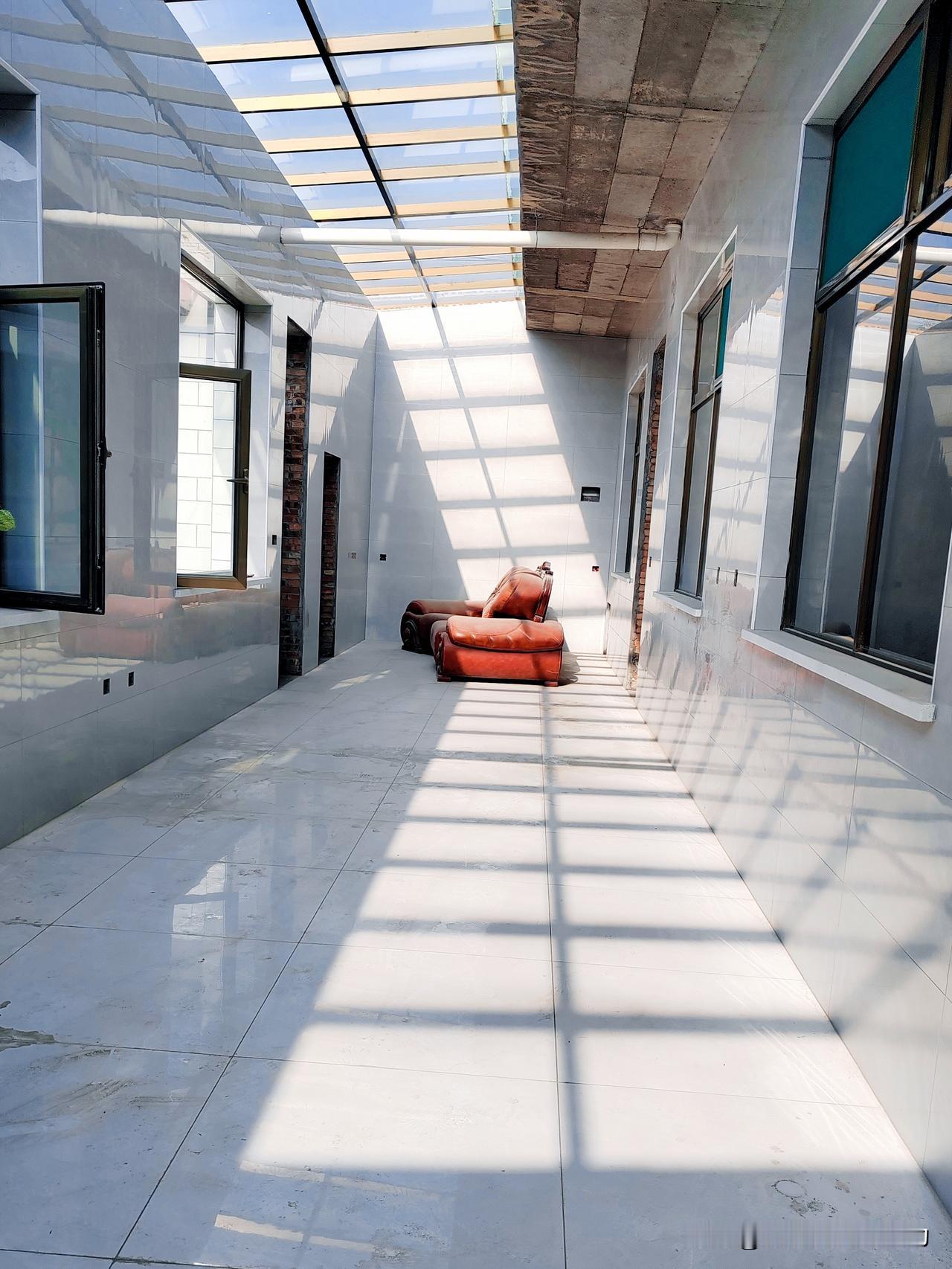 2025年即将结束，计划今年能够攒点钱，别人借的钱能够还回来，为明年做准备，没想