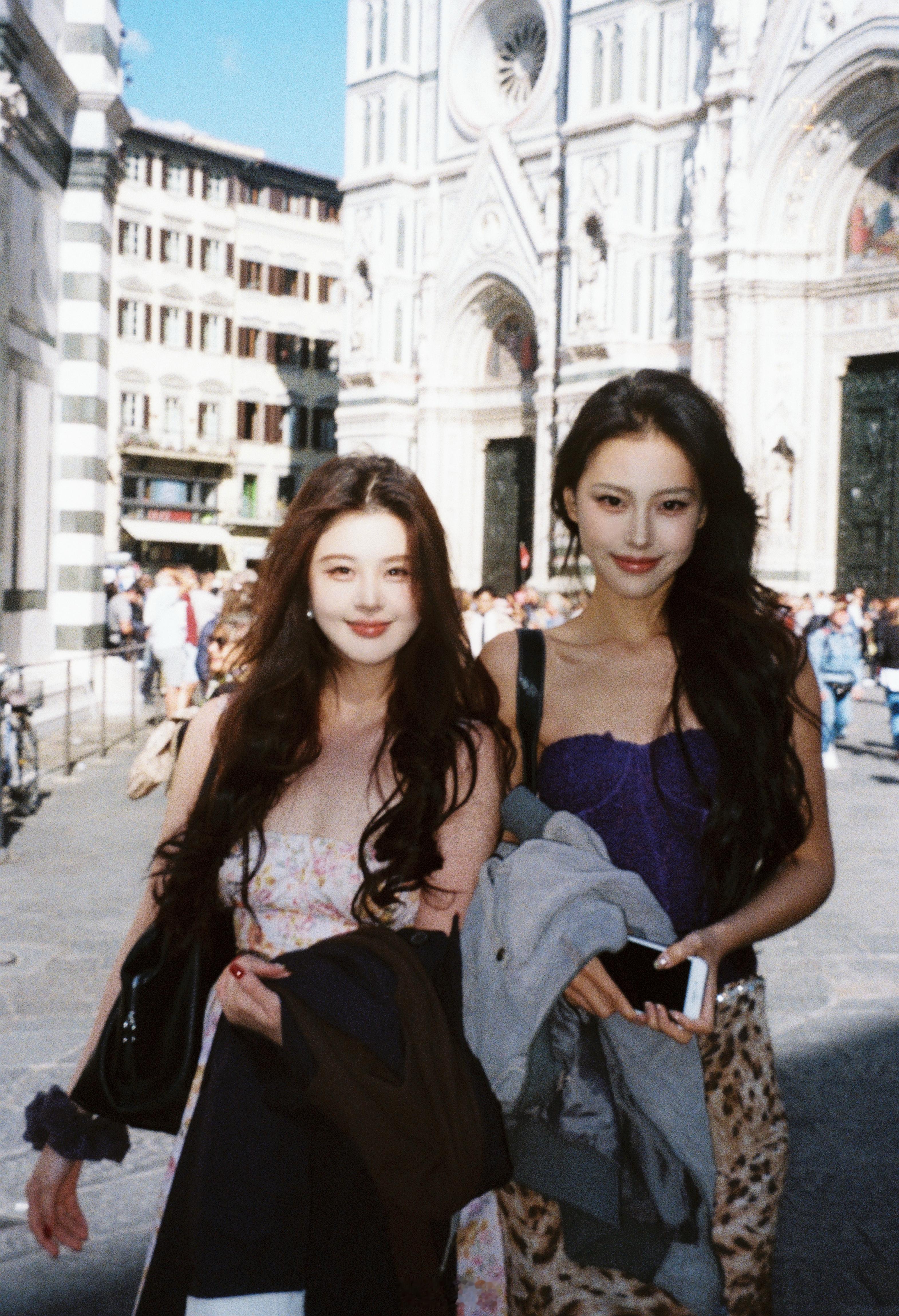 刷到一个好看的小姐姐还在用home键iPhone！