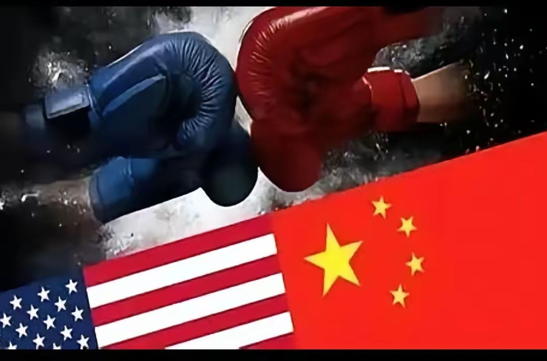 为啥美国现在死咬中国不放，美国经济学家说出大实话，中国根本不是敌人，而是中国的成功模式让美国不能接受