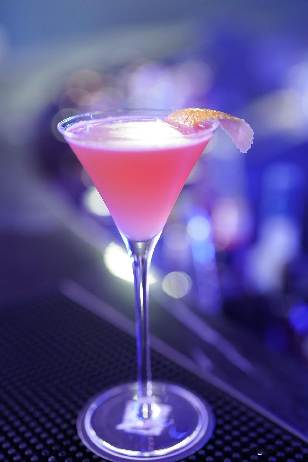 客流量越来越大，武汉地铁客流量昨日达406万人次以上[呲牙笑][呲牙笑][呲牙笑]爆