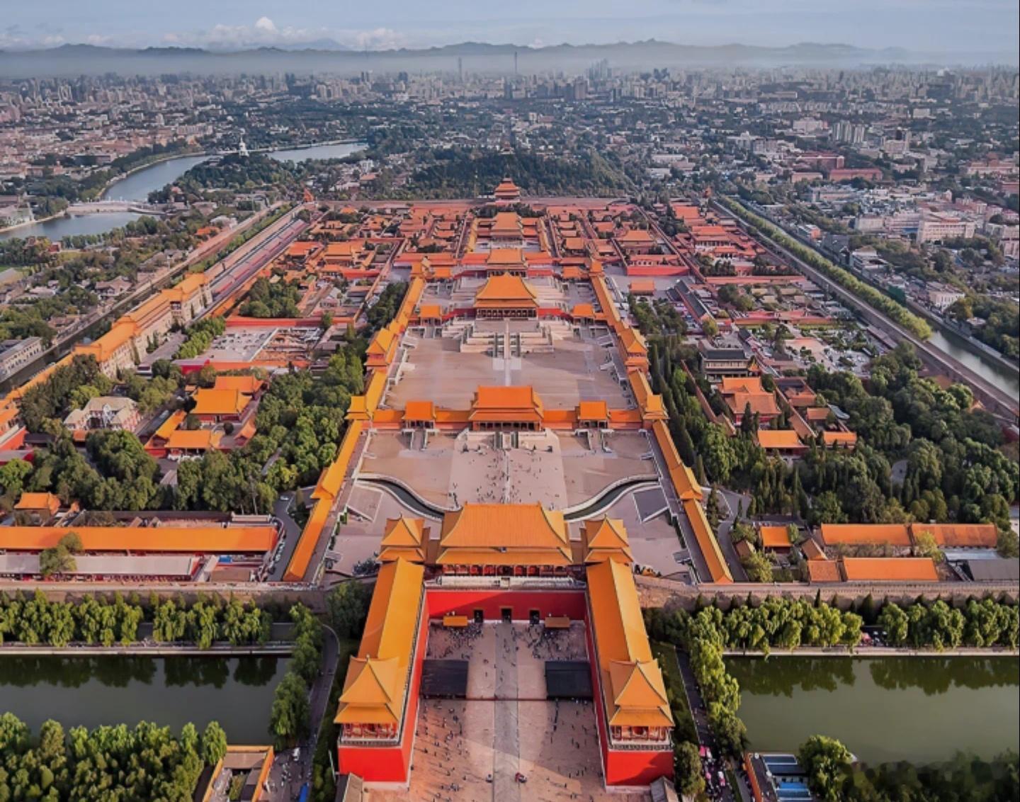 东亚各国宫城的建筑风格:中国故宫、韩国景福宫、越南顺化皇城和日本皇居。​​​