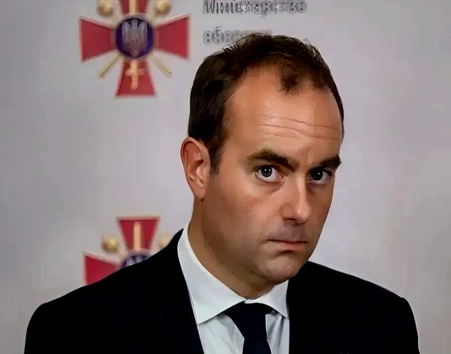 法国不承认！法国军方就阵风击落首次做出回应！5月27日在例行记者会上，法国国防