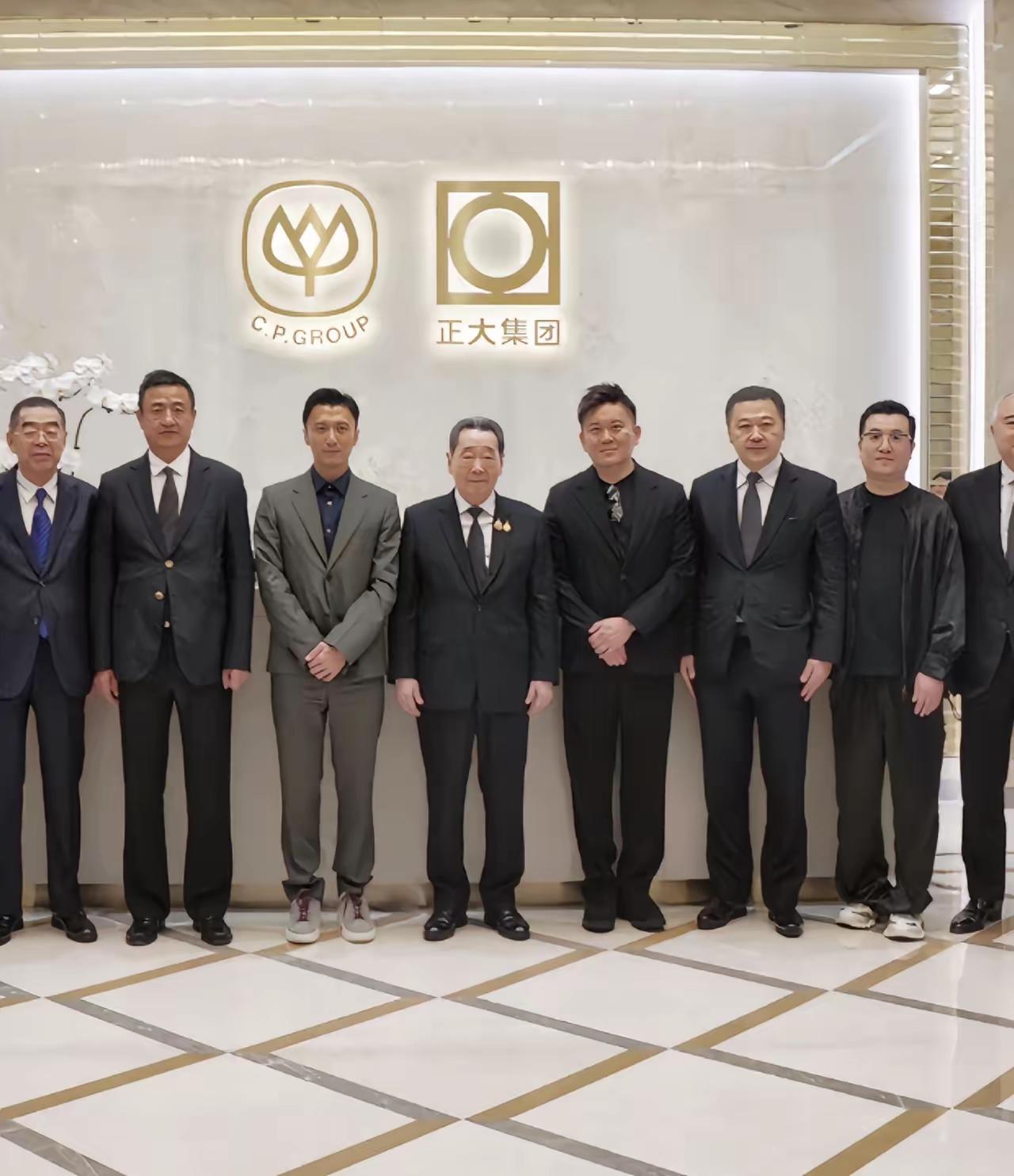四哥：我早就说过我在泰国有条路谢霆锋谢国民谢贤