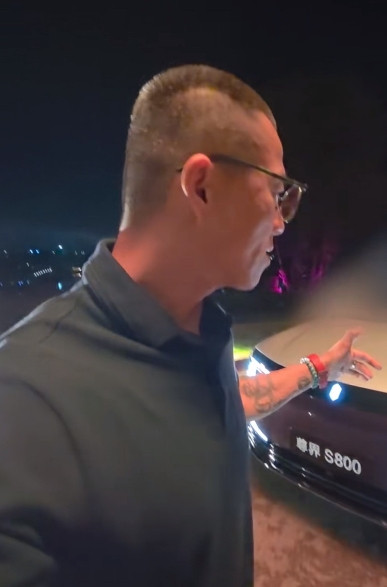 超越想象！陈震连夜发布视频称：尊界底盘的调教风格简直就是一台劳斯莱斯！他