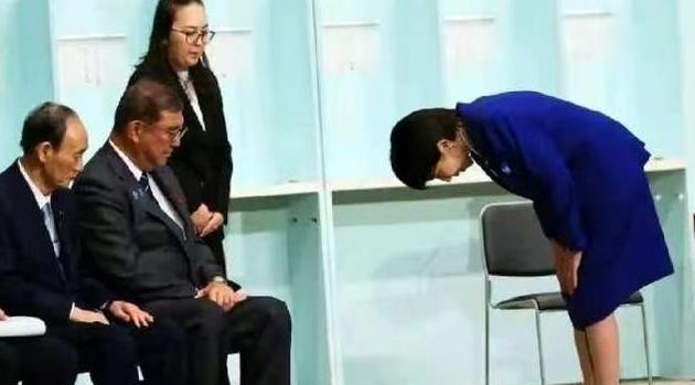 日本曾叫嚣称：当初签署日本投降书的是“中华民国”，而不是现如今的中国！按日本这说