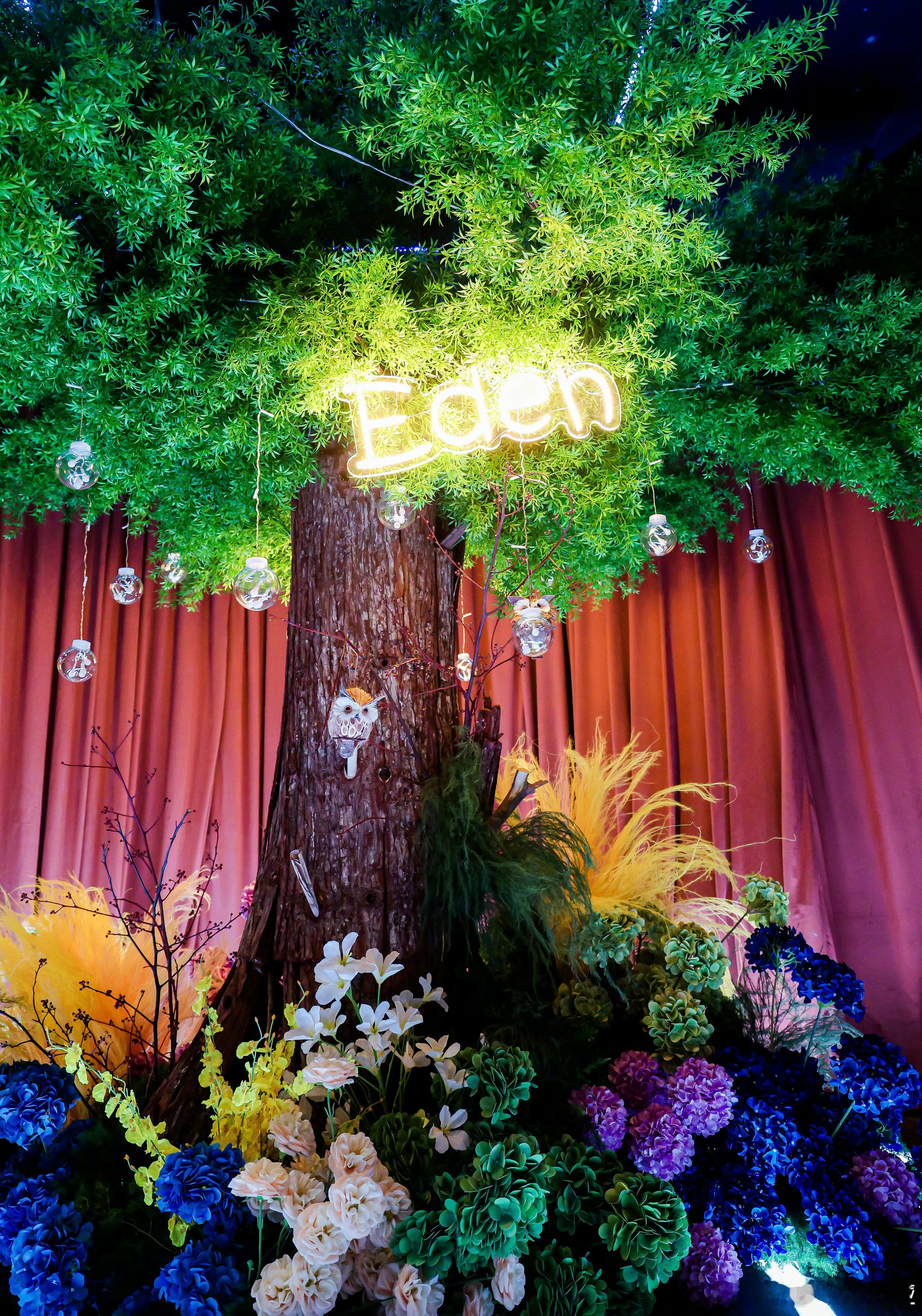 佟丽娅为10岁儿子庆生陈思诚佟丽娅儿子10岁了佟丽娅晒出两张庆生现场照，为10