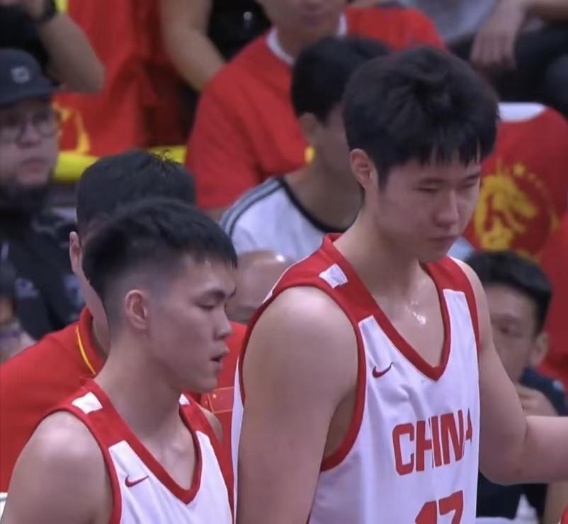 中国男篮热身赛83-78拿下乌拉圭，这场球表现特别出彩的五大功臣：第一就是贺希