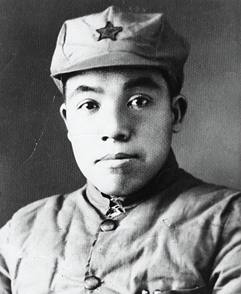 1950年初，王淑兰在女儿女婿的陪同下，前往北京接受毛主席的接见。1896年