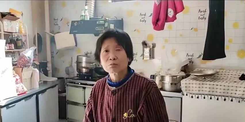 俗话说“可怜之人必有可恨之处”。这一家子的人，能有如今这样的境况也是自己造成的，