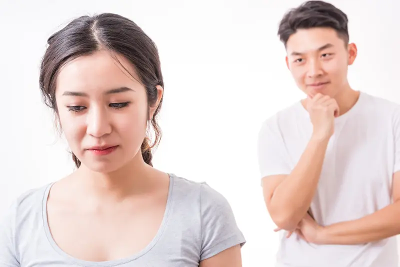 结婚以后夫妻双方还会经常接吻吗？这还真不好说。有数据显示，婚后第十年...