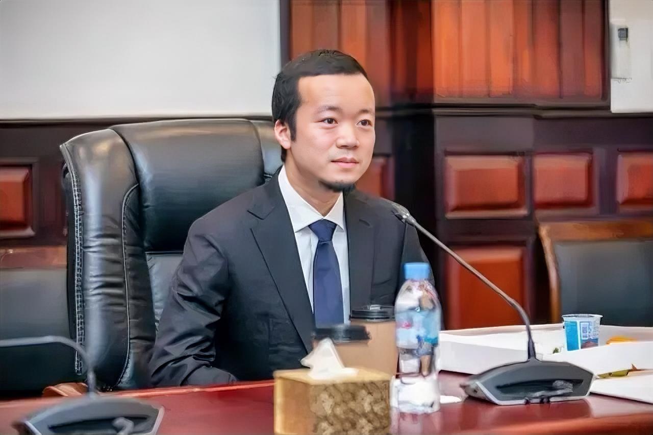 老美虽然查到了陈志的比特币,但没抓到人。从柬埔寨最近释放出的信号来看,他们打