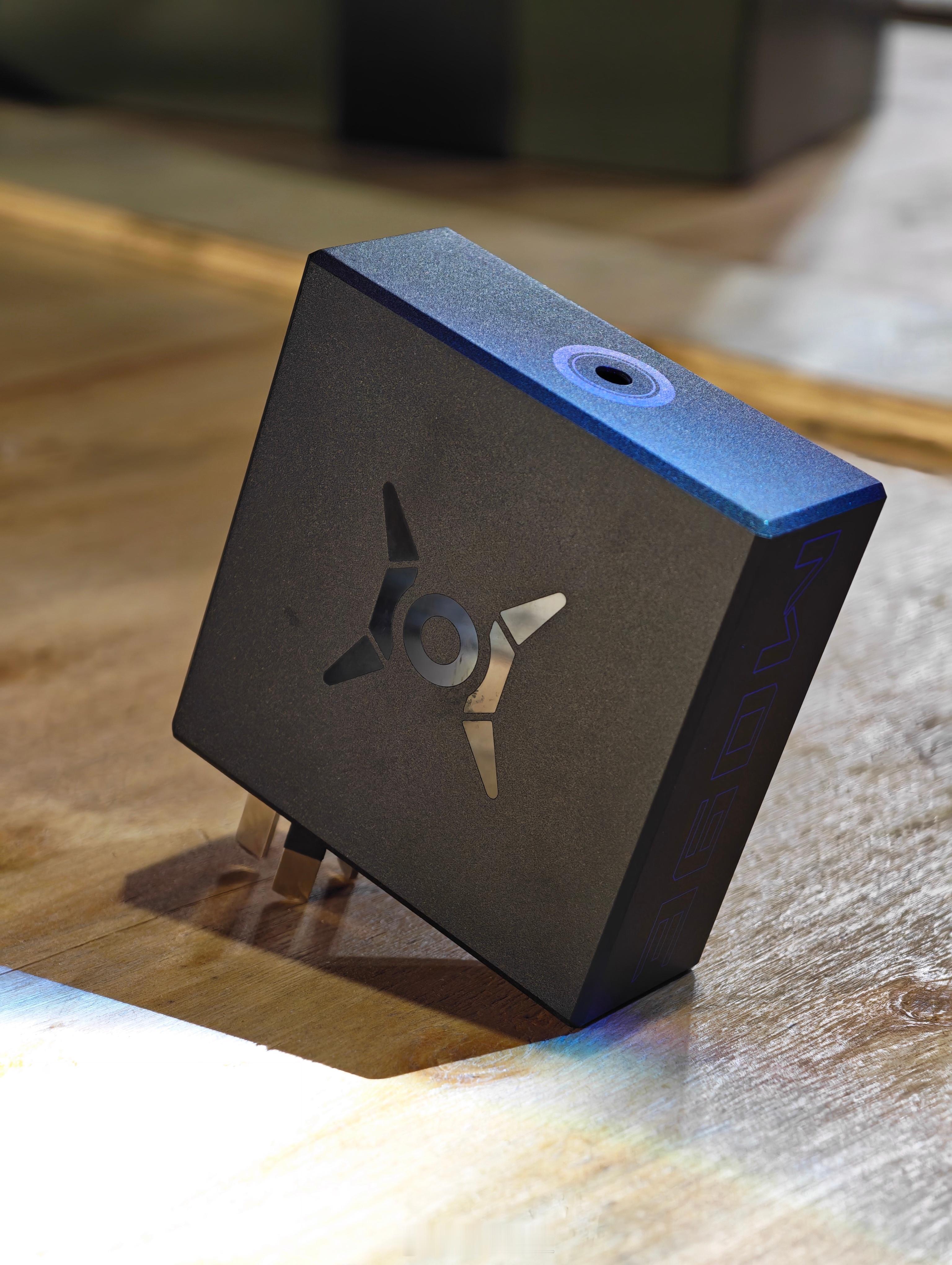 荣耀win游戏本那天在西研所会议室，孙哥给我痛陈他们的压力，全维领先，遥遥领先