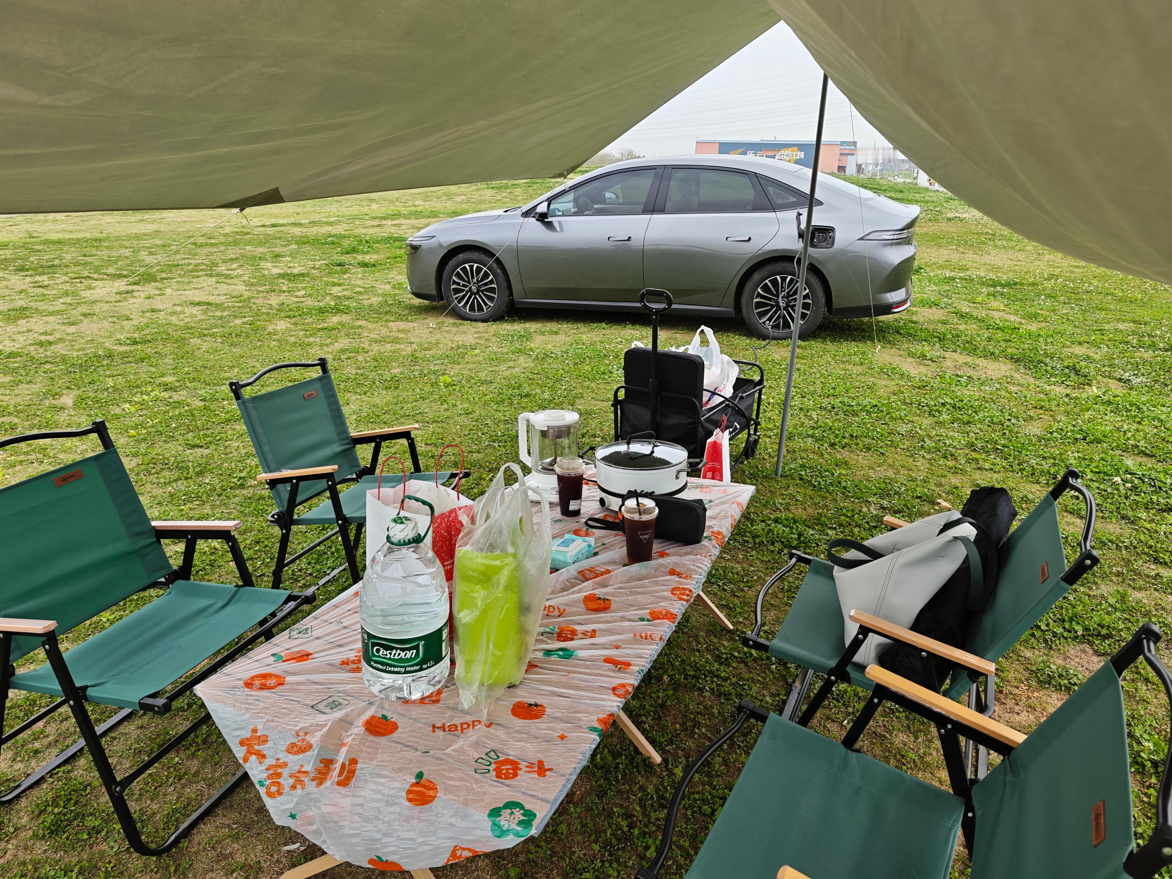 今天天真好，出来露营