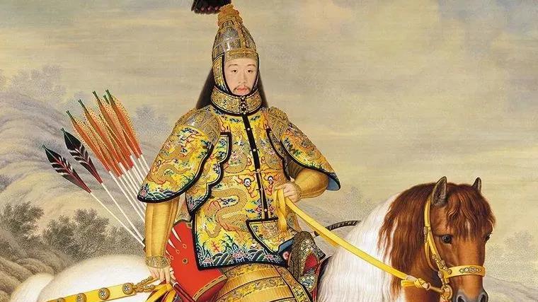乾隆打仗有个特点，特别重视后勤。像西征准噶尔时，他自己就设计了六条补给线，分设粮