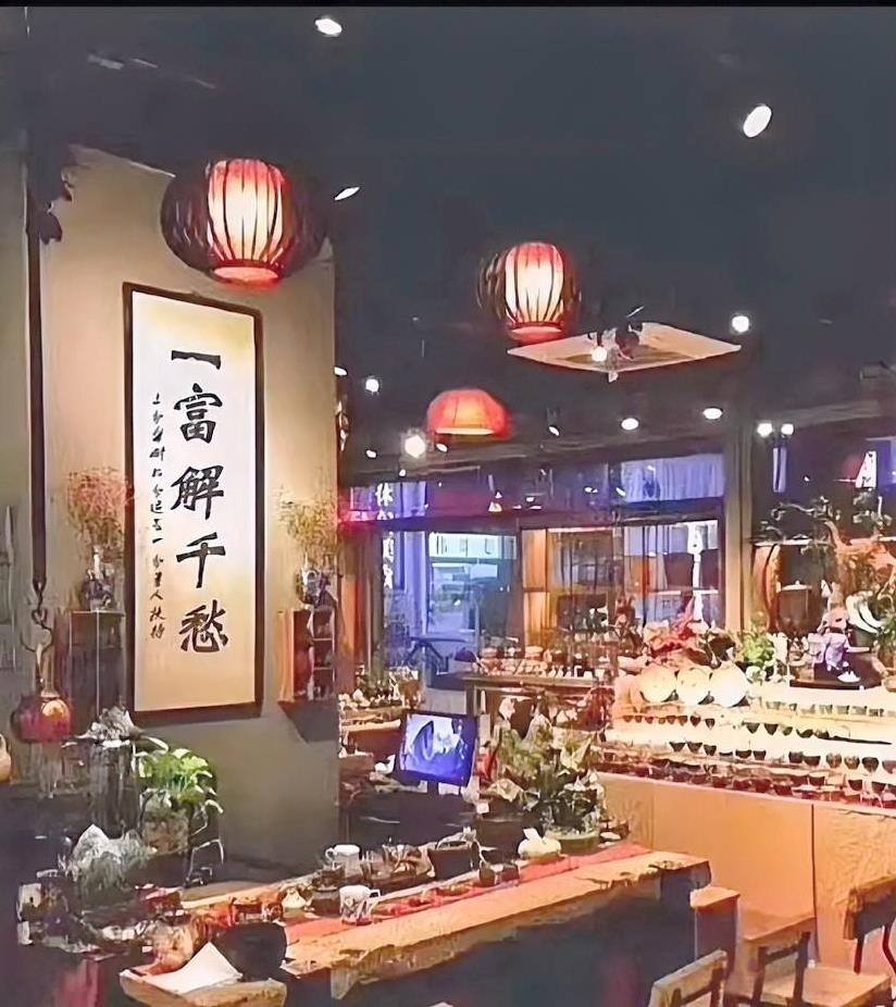 狼饿七天能撕虎，人穷三世必成枭！无论在哪上班，不是勾心斗角，就是互相排挤，职场