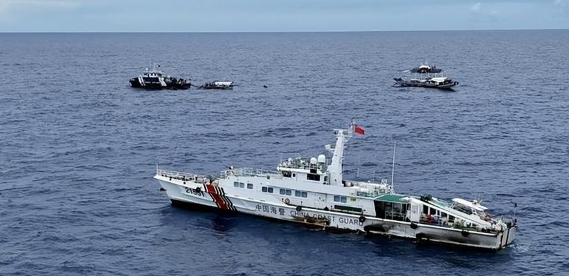 这场南海连环博弈，打脸效果直接拉满！10月4日清晨，菲律宾从非法盘踞的中业岛派出