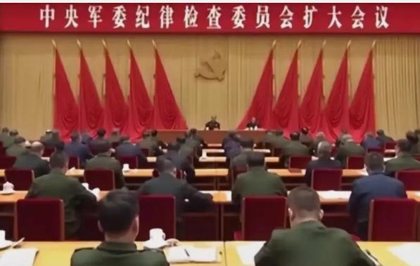 步调一致，坚决支持中共中央、中纪委的英明决定。大家步调一致，全都坚决支持中共