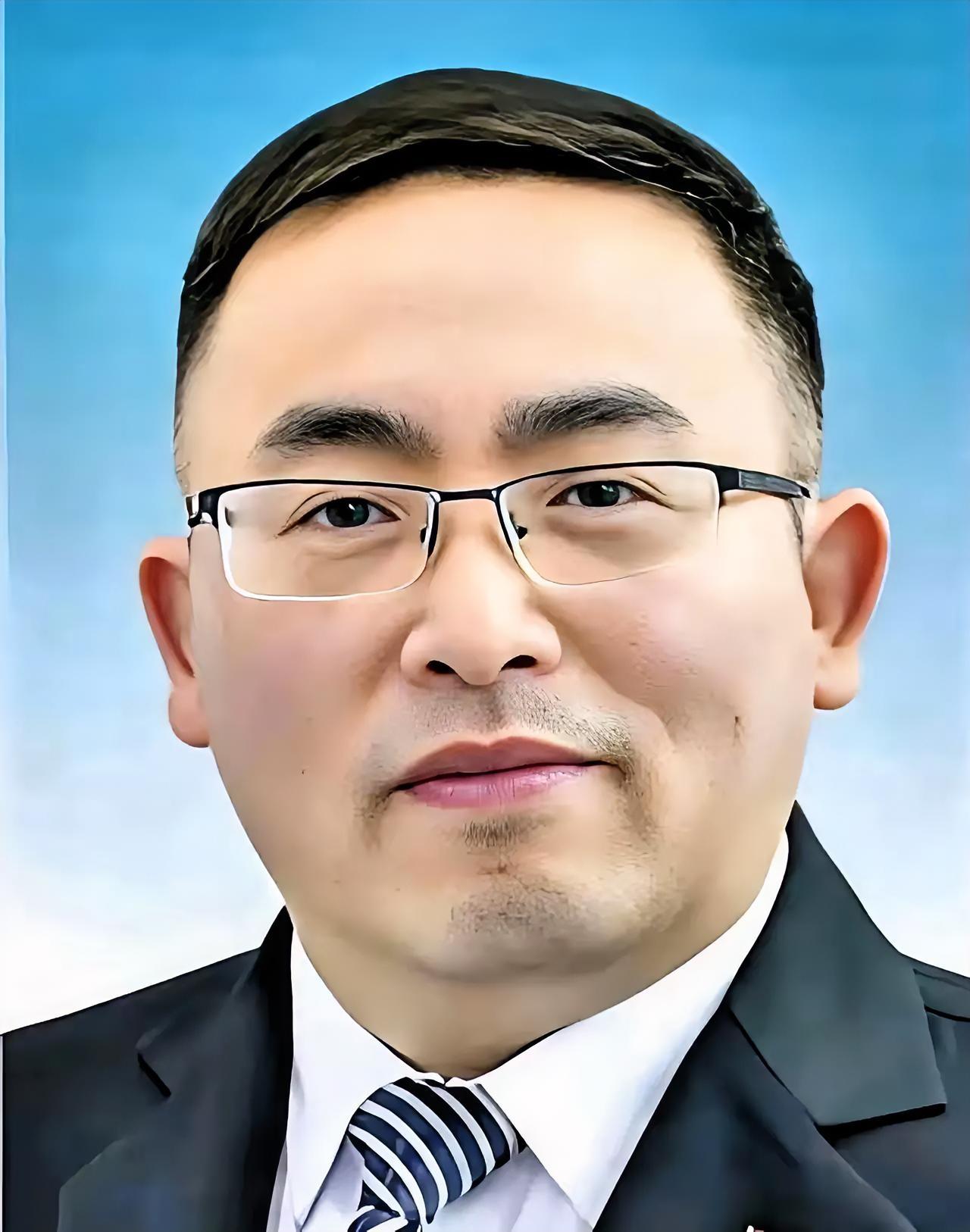 这瓜真是越吃越惊心，网友这波“破案”能力太绝了！​​​原来2001年把那幅《江