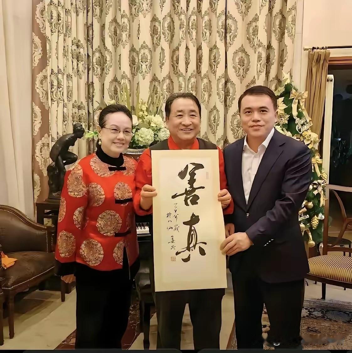 就在国内都在高呼我们没有平安夜，我们永记这是长津湖战役胜利纪念日的时候，俗称“十