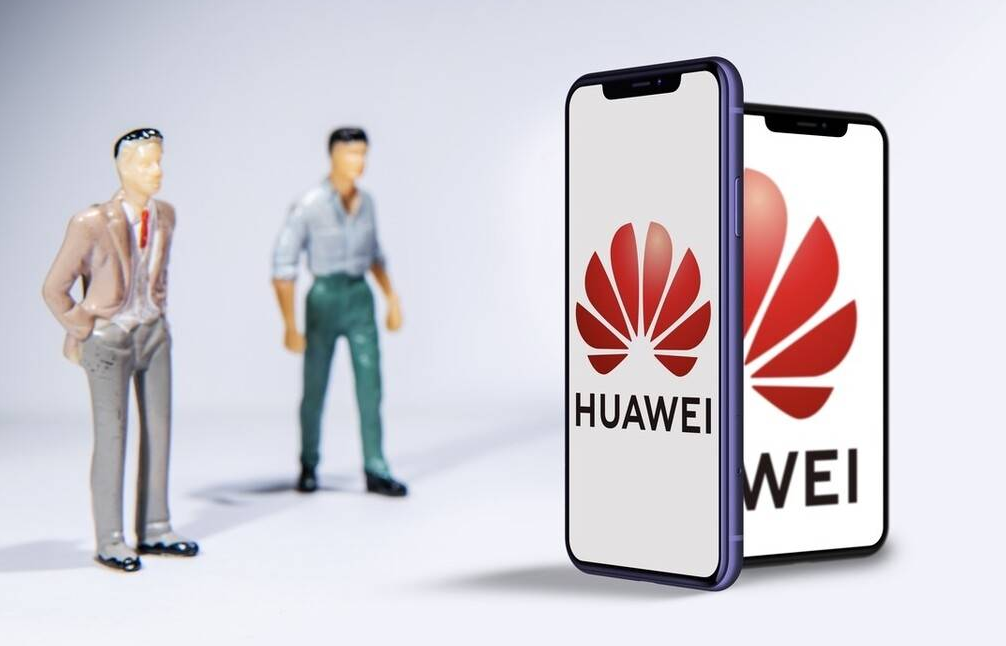 问界与华为的“蜜月期”似乎要告一段落了。据多位经销商透露，2027年1月1日起，问界将正式从鸿蒙智行